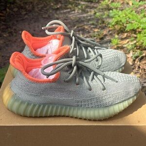 Yeezy Boost 350 V2 in "Desert Sage"